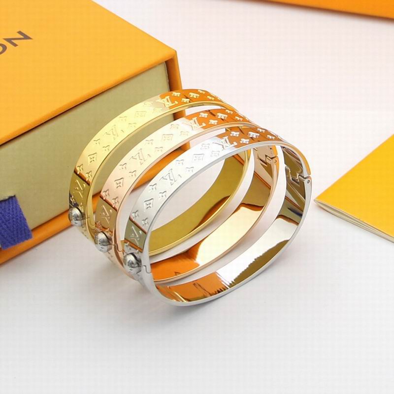 LV Bracelet 03lyr489
